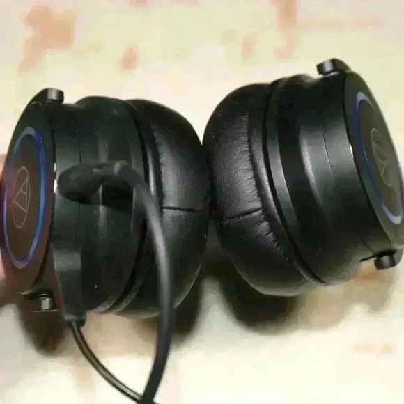 AUDIO-TECHNICA ATH-G1 Over-Ear Premium Gaming Headphones Microphone Wired - Picture 15 of 16